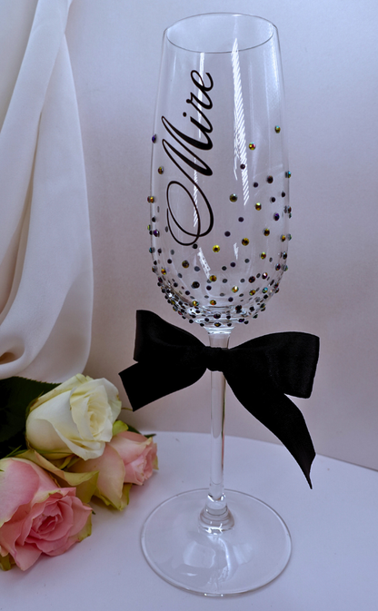 Pahar pentru șampanie - nuntă (strasuri/perle/pictura)