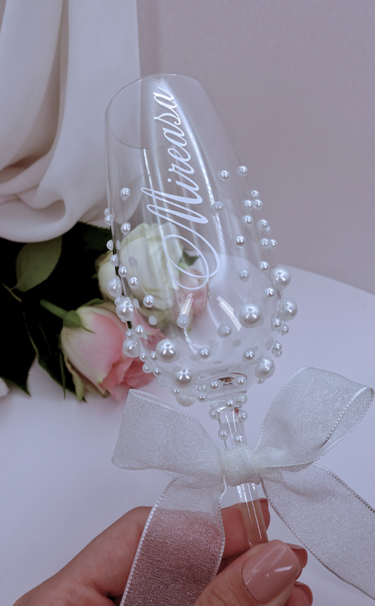 Pahar pentru șampanie - nuntă (strasuri/perle/pictura)