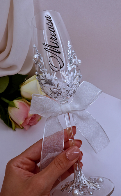 Pahar pentru șampanie - nuntă (strasuri/perle/pictura)